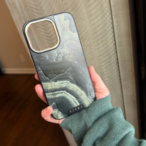 Burga Elite MagSafe iPhone 15 ProMax Phone Case - Black and Gold